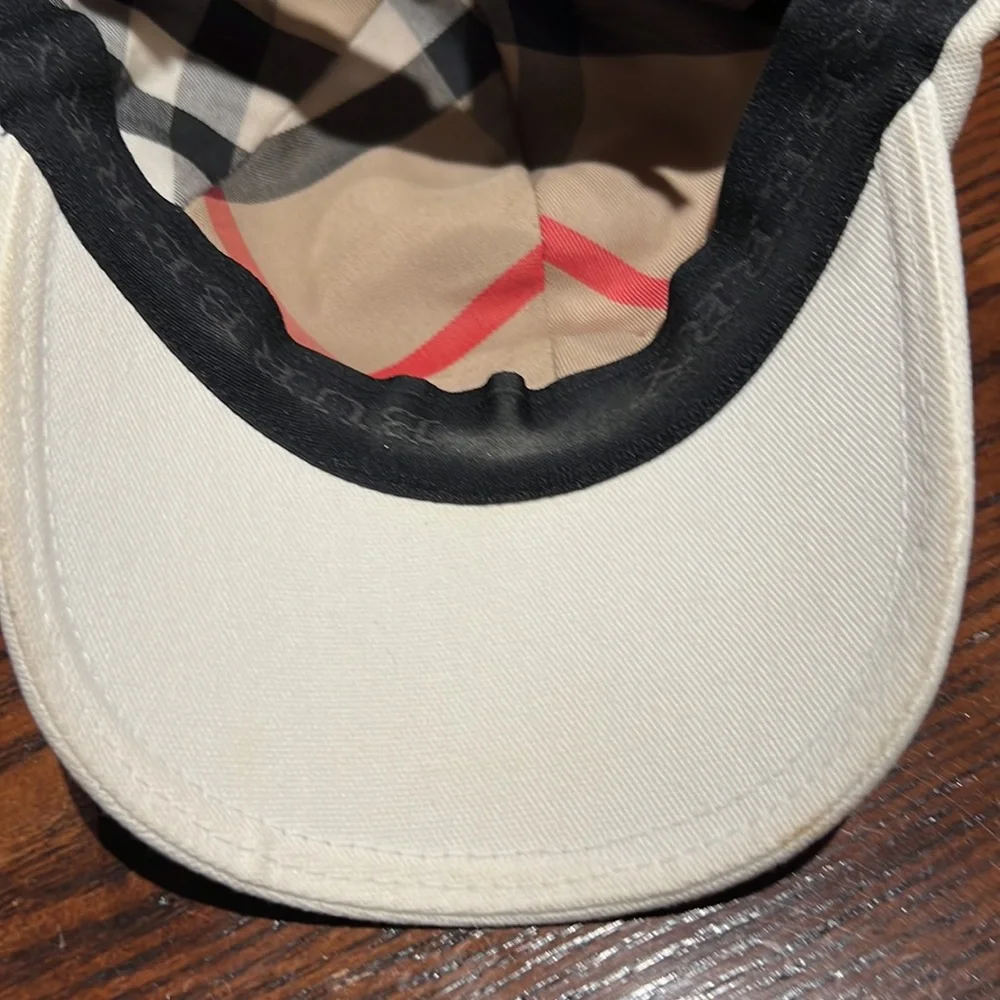 Authentic Burberry Established 1856 Cap - Picture 8 of 13